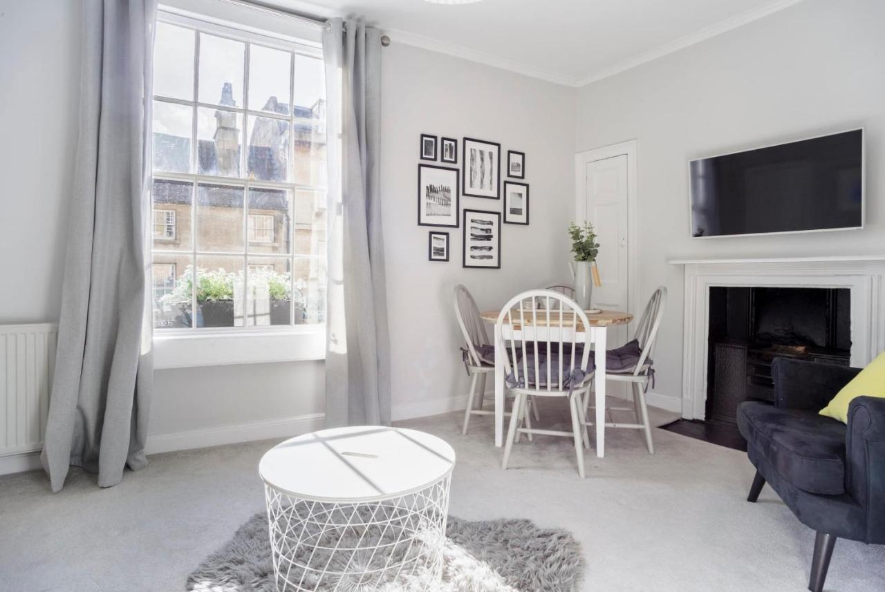 The Apartment, Bath Extérieur photo