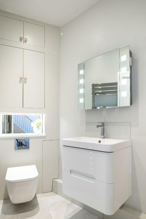 The Apartment, Bath Extérieur photo